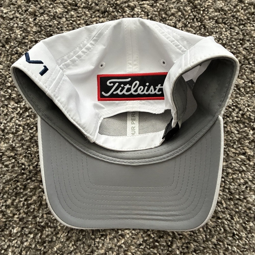 Titleist White Strapback Golf Hat Adjustable Cap - Picture 2 of 2